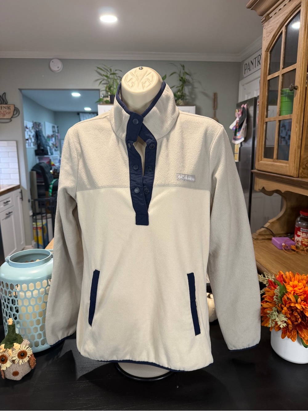 Columbia Cream Fleece Pullover with Navy Trim